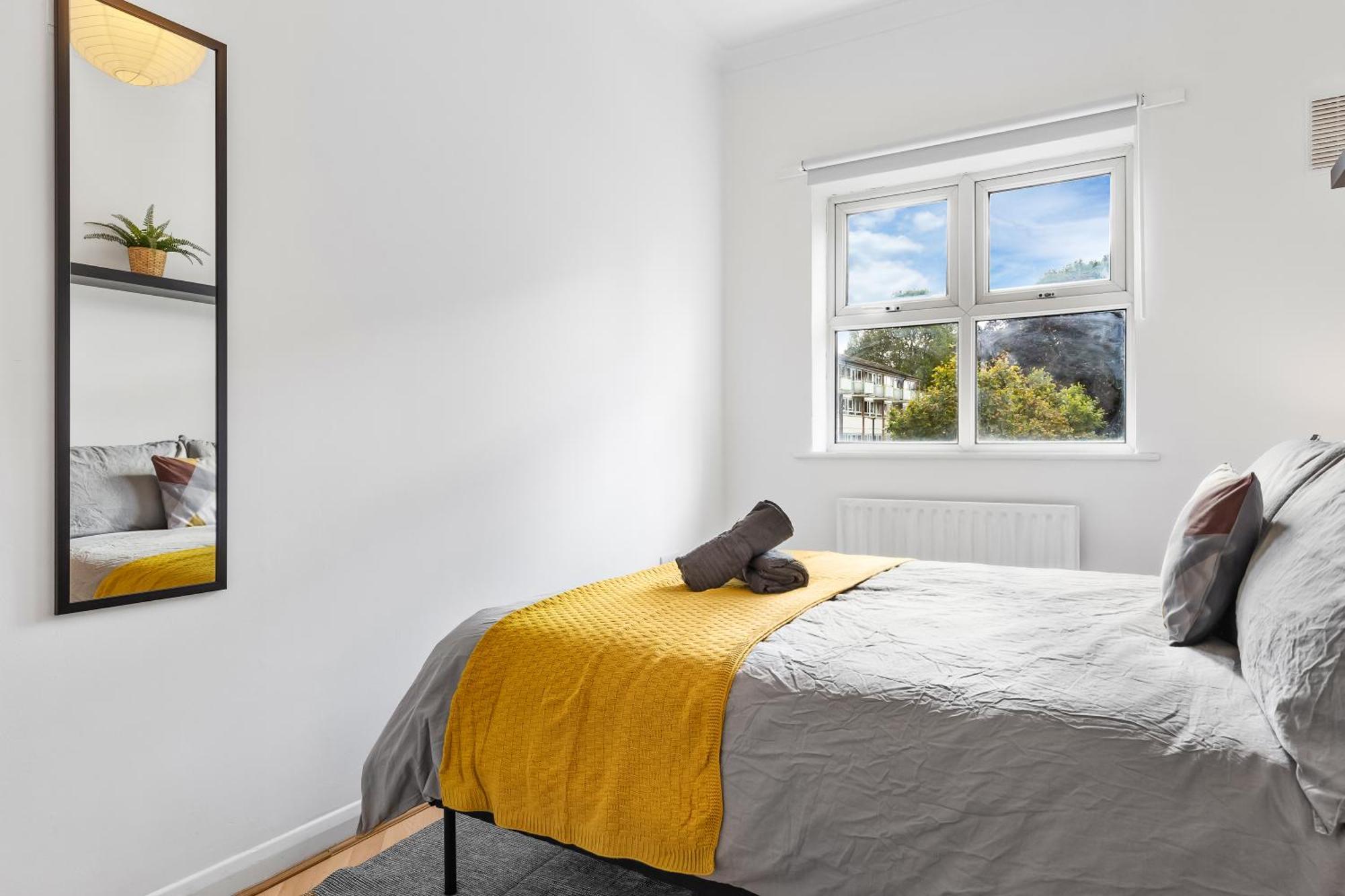 Cozylease 3-bed Canary Wharf Retreat,near Lcy Ferienhaus London