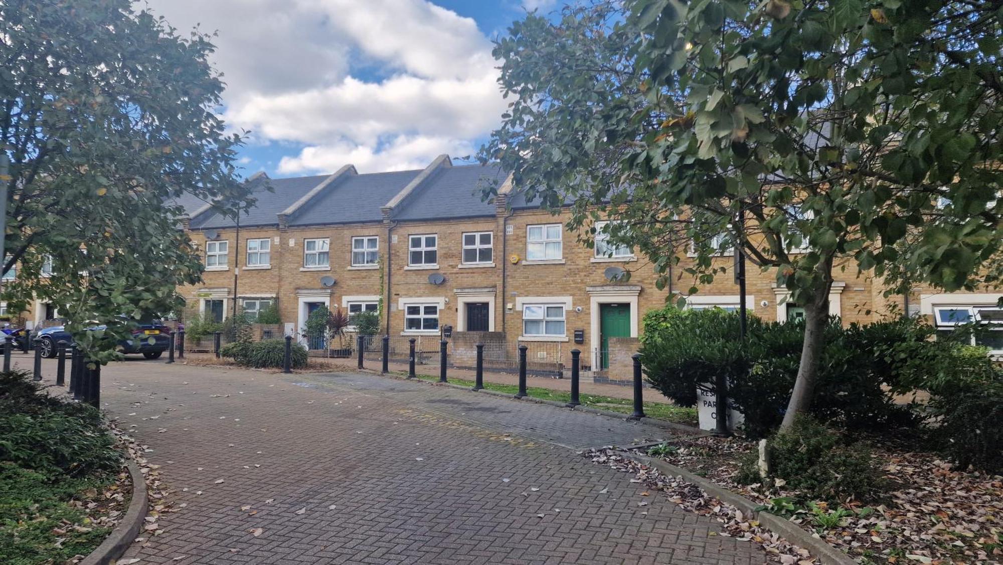 Cozylease 3-bed Canary Wharf Retreat,near Lcy Ferienhaus London